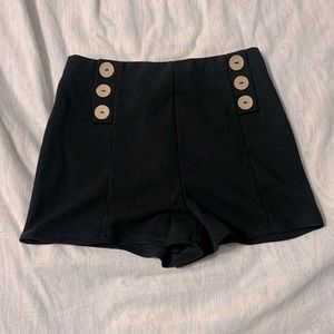 Yaya&co black shorts